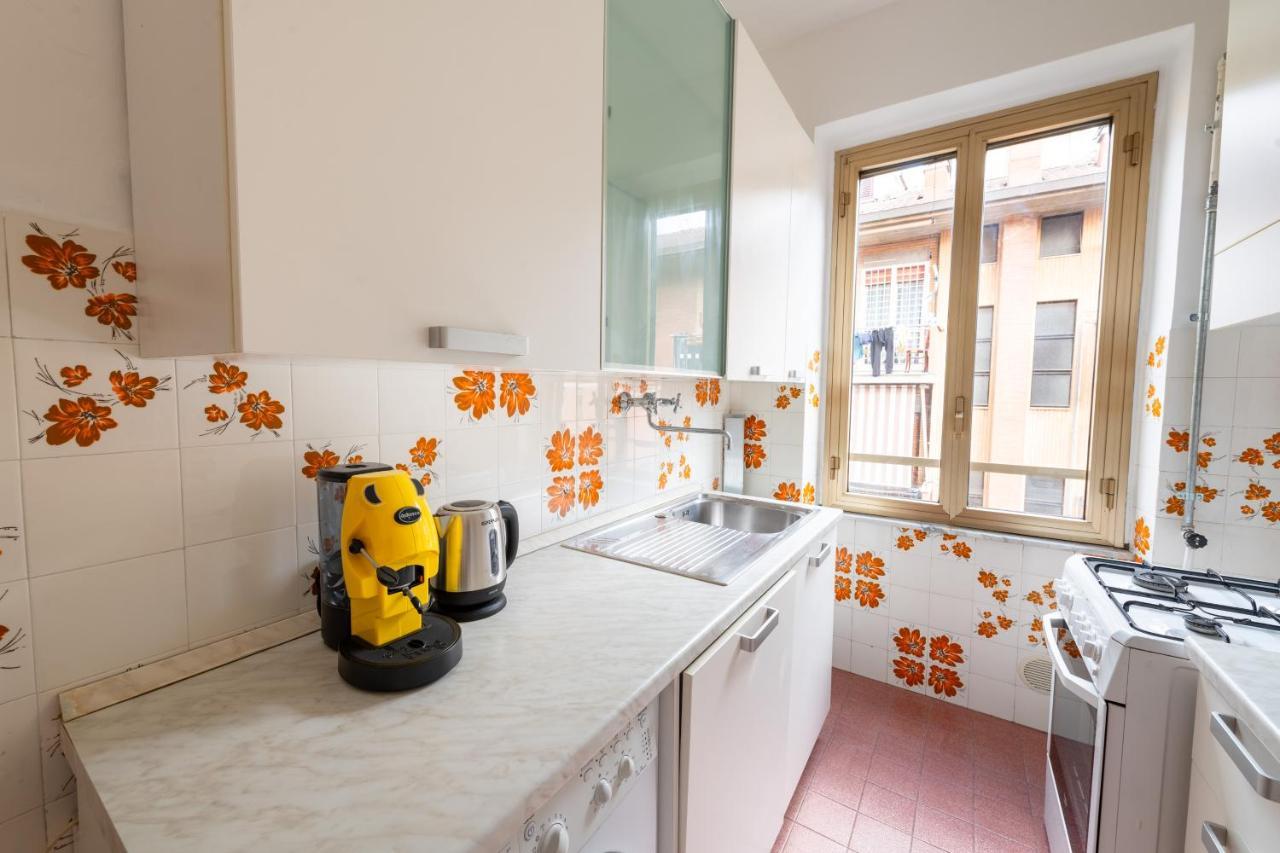 Casa Di Marianna E Vittorio Al Gemelli Apartment Рим Екстериор снимка